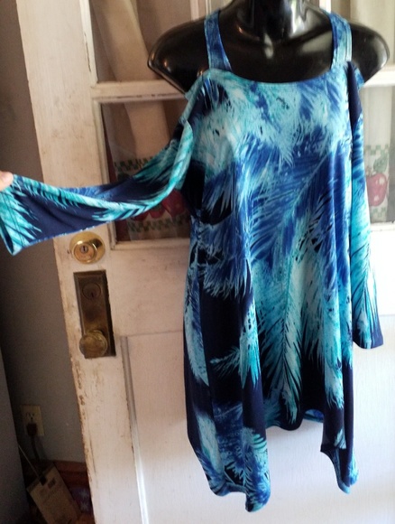 Clara sunwoo - Picture 3 of 5